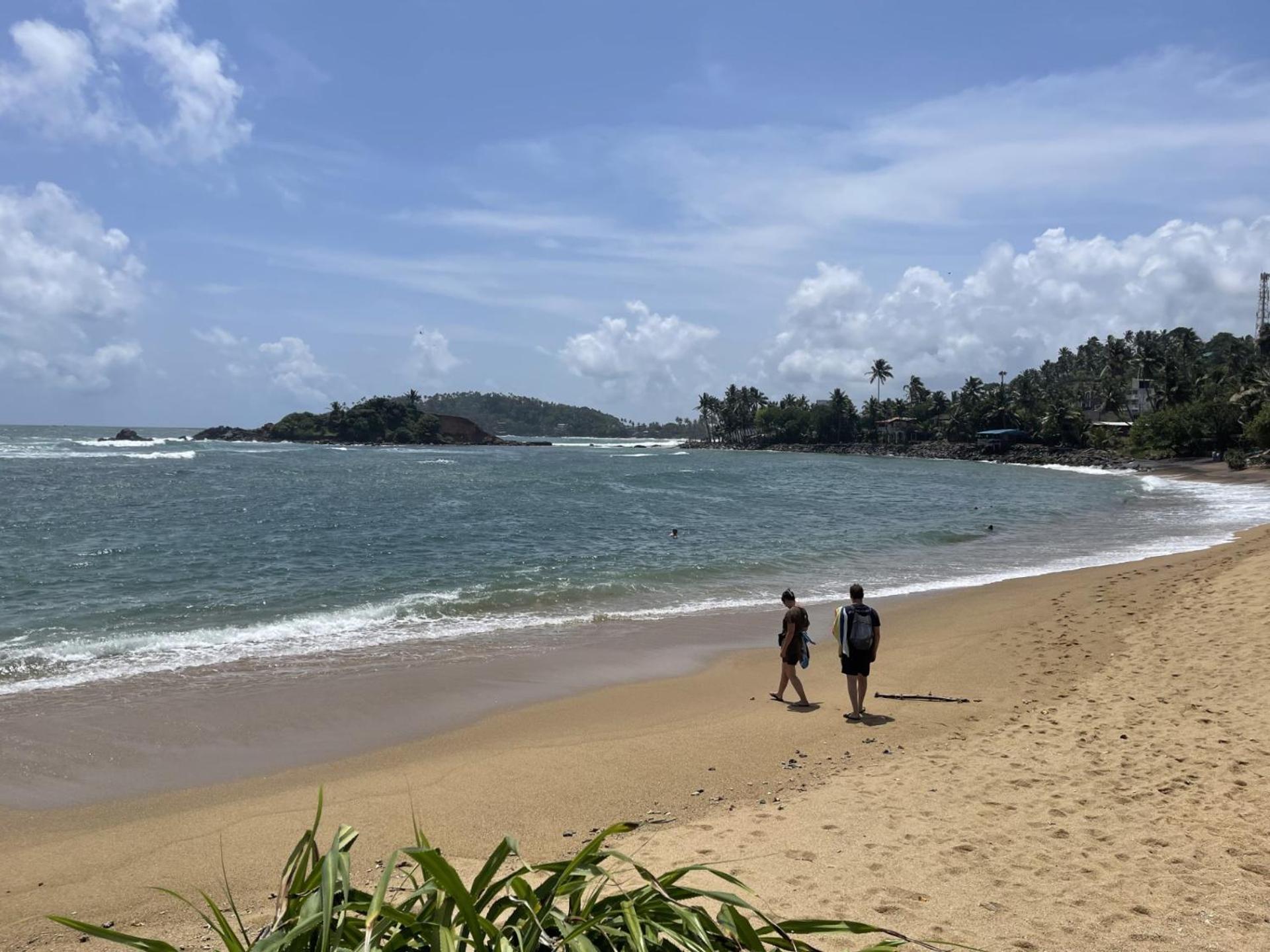 Sea Breeze Hotel Mirissa